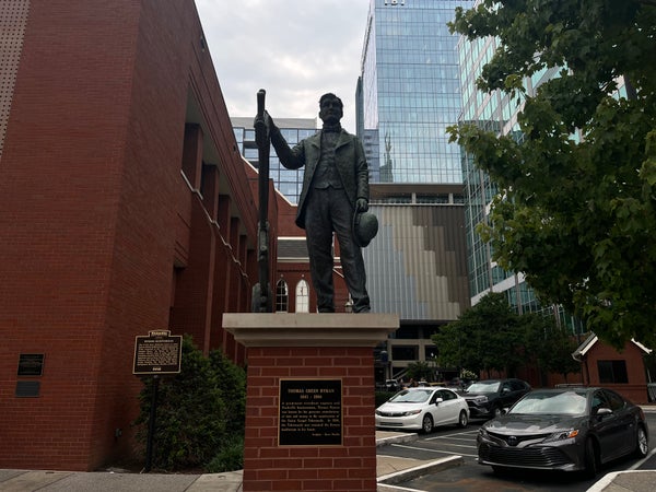 Tom Ryman statue
