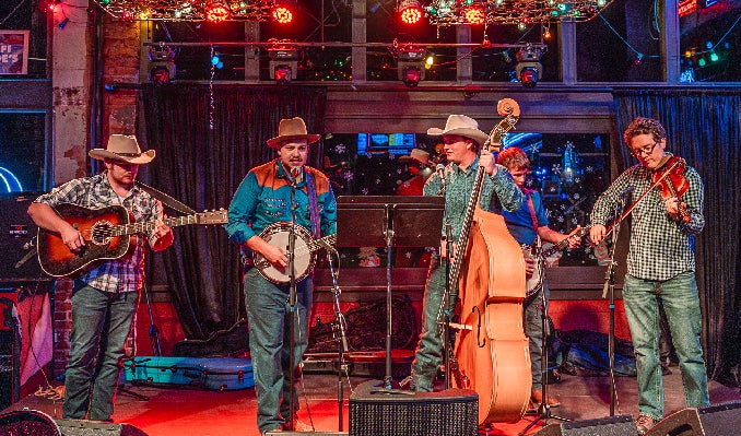 More Info for Pickin' on the Plaza with Wilson and Cross