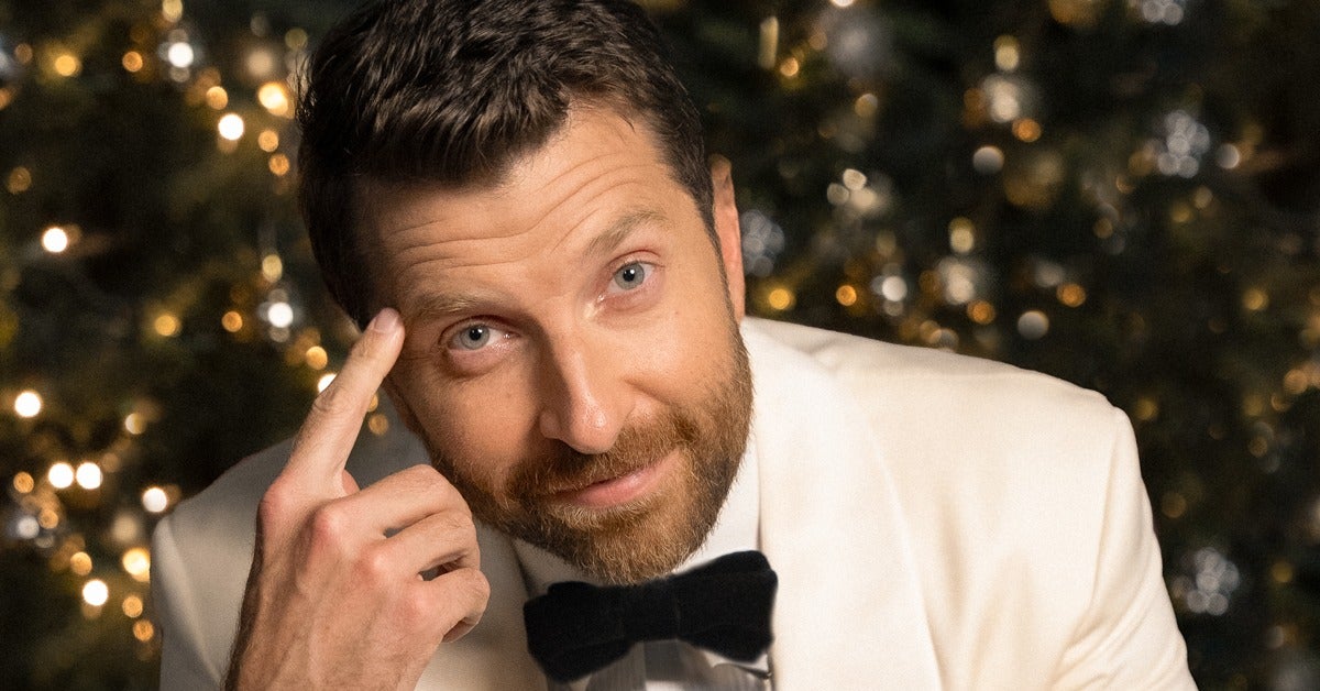 Holiday-Themed Photo of Brett Eldridge 